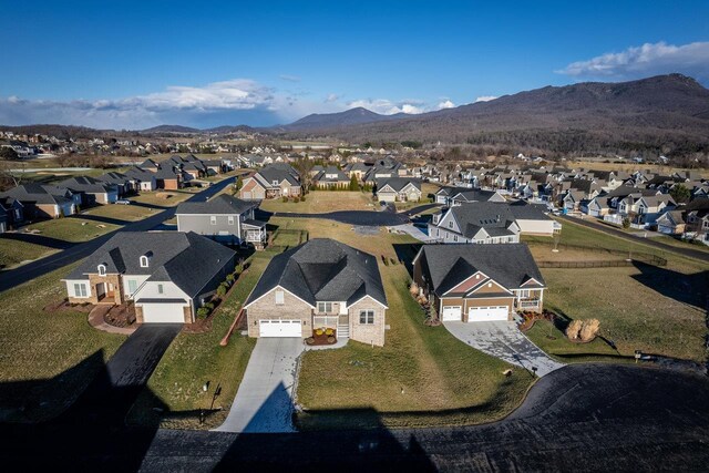 bird's eye view featuring a mountain view