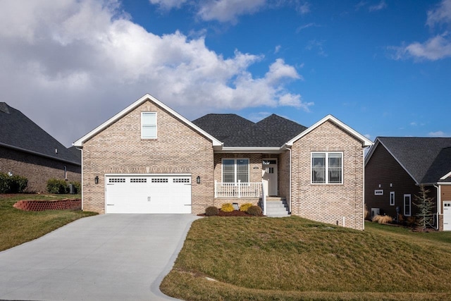 craftsman house featuring a garage, covered porch, and a front lawn