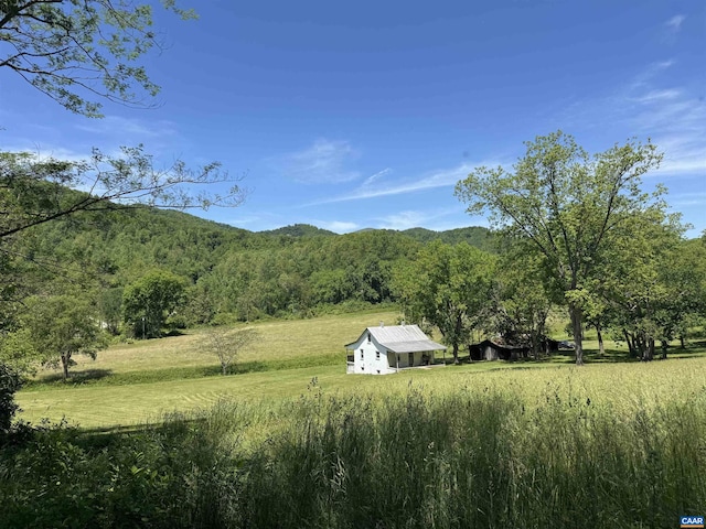 91 Kidd Ln, Roseland, VA 22967