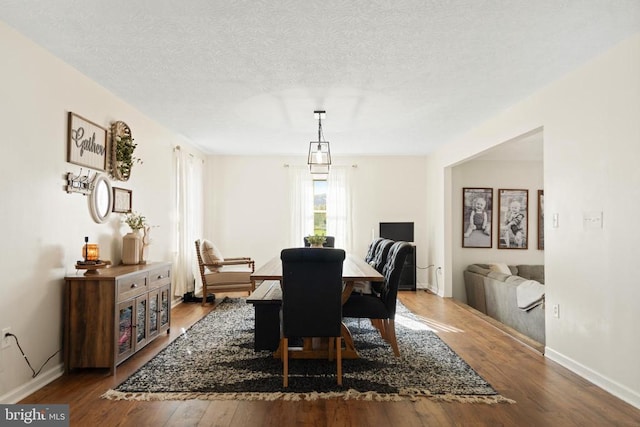 114 Wanda St W, Stanley, VA 22851 - dining area with wood finished floors and a textured ceiling