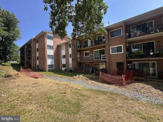 641 Waterloo Rd Unit 332, Warrenton, VA 20186 - photo 2