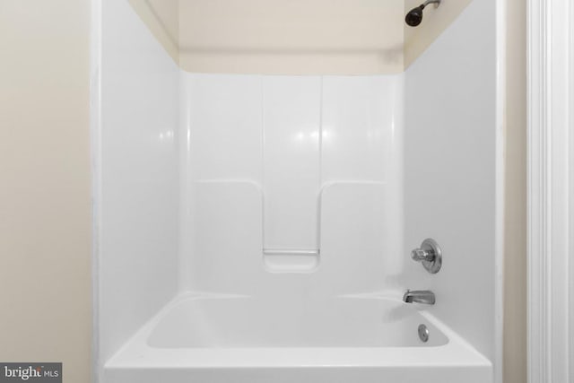 2912 Broyhill Ct, Fredericksburg, VA 22408 - full bathroom featuring bathtub / shower combination