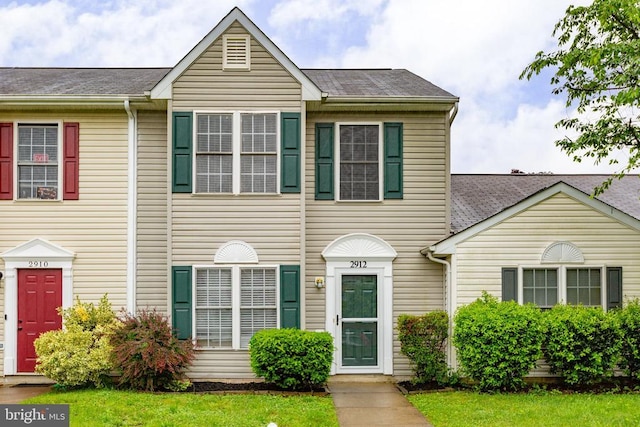 2912 Broyhill Ct, Fredericksburg, VA 22408 - townhome / multi-family property with roof with shingles
