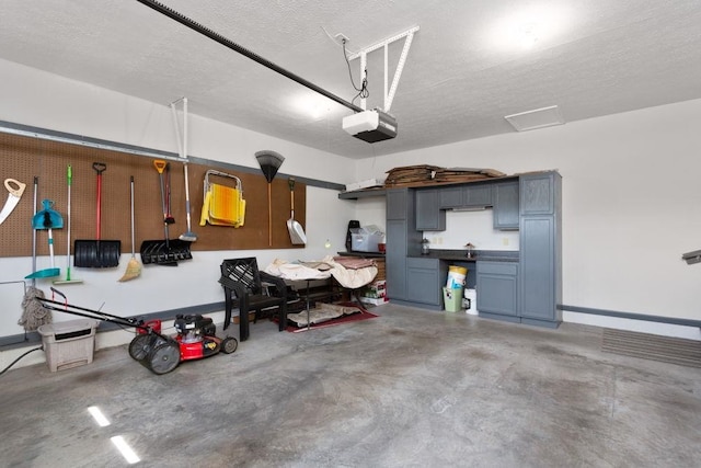 521 Hickory Grove Cir, Harrisonburg, VA 22801 - garage with a garage door opener