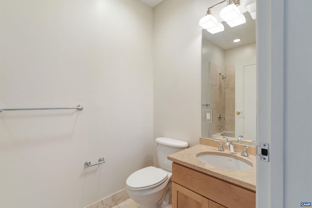 112 5th St SE Unit 3D, Charlottesville, VA 22902 - bathroom with toilet, vanity, and bathtub / shower combination