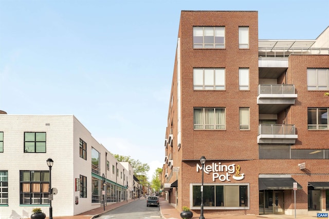112 5th St SE Unit 3D, Charlottesville, VA 22902 - view of building exterior