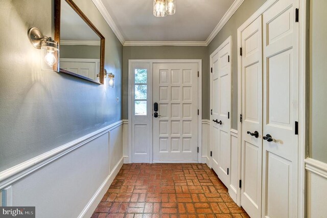 foyer entrance with ornamental molding