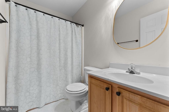 55 Sire Way, Warrenton, VA 20186 - bathroom featuring vanity and a shower with curtain