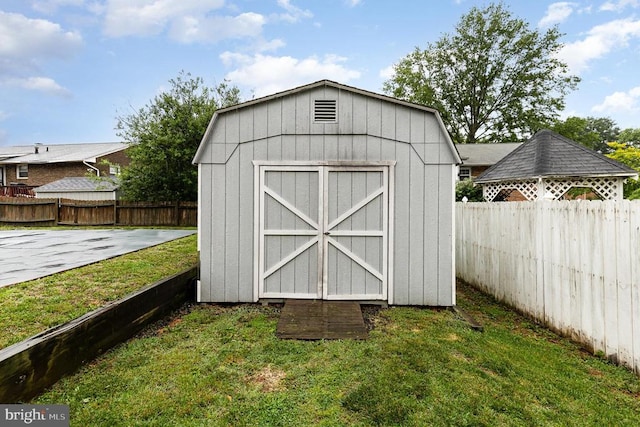 12016 Branchwater St, Fredericksburg, VA 22407 - view of shed