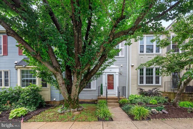 717 Arbor Ct, Warrenton, VA 20186 - photo 1