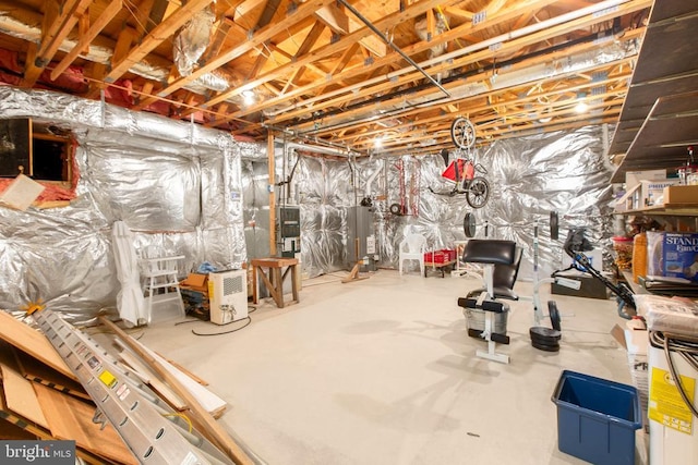 11306 Stonewall Jackson Dr, Spotsylvania, VA 22551 - unfinished basement with gas water heater