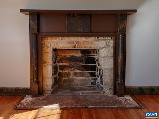 room details featuring hardwood / wood-style floors