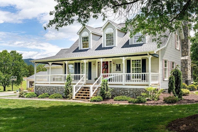 17962 Old Barn Ln, Elkton, VA 22827 - view of front of home featuring a porch, roof with shingles, and a front yard