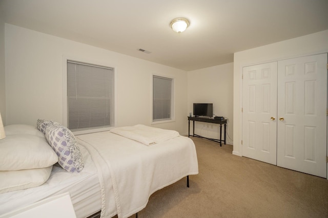 25-4 Beverly Ct Unit 25-4, Lexington, VA 24450 - bedroom featuring carpet and a closet