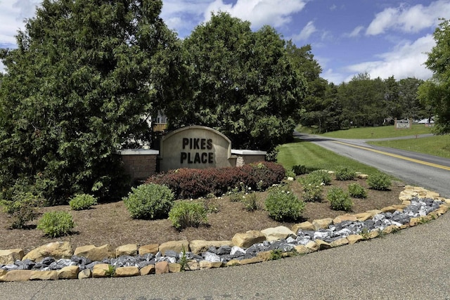 25-4 Beverly Ct Unit 25-4, Lexington, VA 24450 - view of community / neighborhood sign