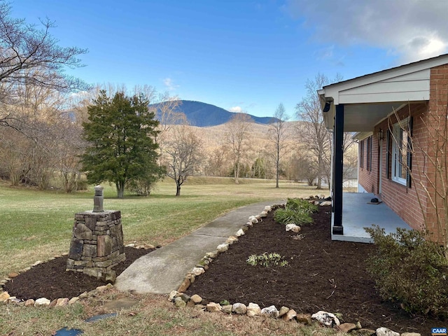 16772 Patrick Henry Hwy, Roseland, VA 22967 - view of green lawn featuring a mountain view