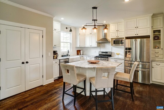 3324 Morgantown Rd, Ivy, VA 22903