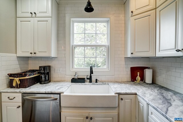 3324 Morgantown Rd, Ivy, VA 22903