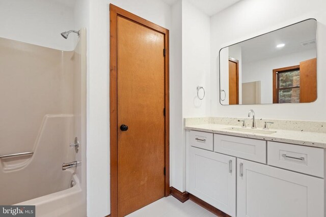 15395 Rillhurst Dr, Culpeper, VA 22701 - full bathroom with  shower combination and vanity