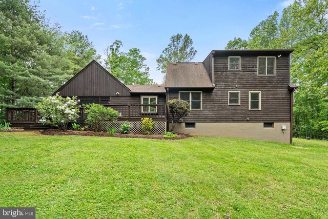 15395 Rillhurst Dr, Culpeper, VA 22701 - rear view of property with a deck and a lawn