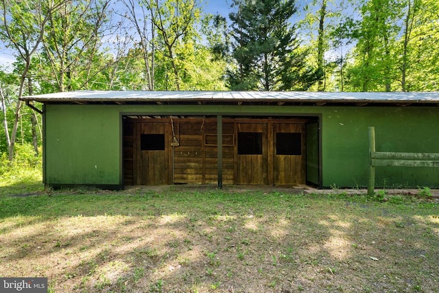 view of outdoor structure with an outdoor structure and an exterior structure