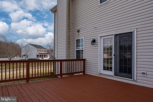 10501 Crestfield Ln, Spotsylvania, VA 22553 - view of wooden terrace