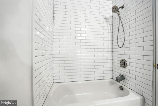 6205 Patrician Ct, Fredericksburg, VA 22407 - full bath featuring bathtub / shower combination