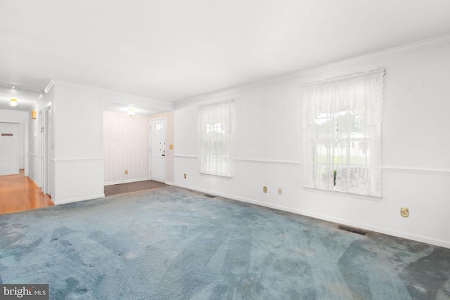 307 Butternut Dr, Fredericksburg, VA 22408 - unfurnished room with carpet floors and crown molding