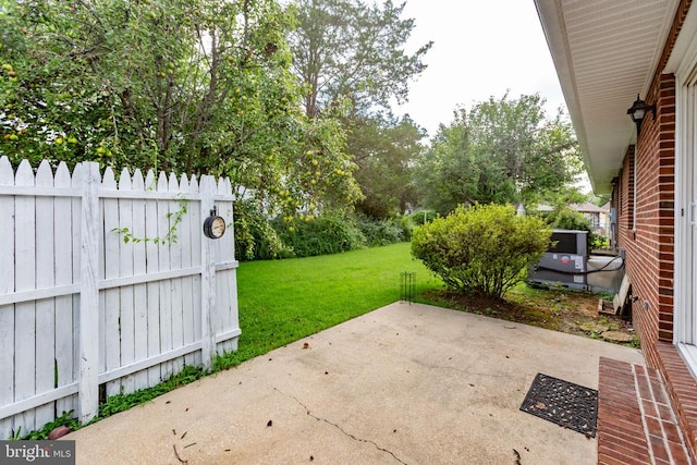 307 Butternut Dr, Fredericksburg, VA 22408 - view of patio / terrace