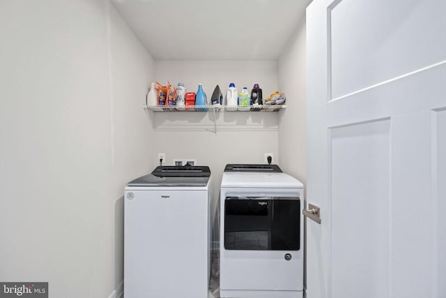 8859 Marlow Dr, Spotsylvania, VA 22551 - laundry area with washer and dryer