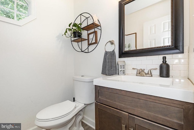 4511 Cornwall Ct, Fredericksburg, VA 22408 - half bath featuring vanity and backsplash