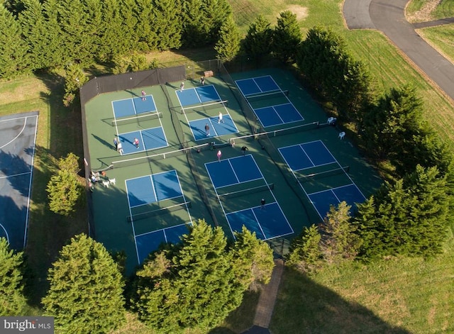 11220 Chivalry Chase Ln, Spotsylvania, VA 22551 - drone / aerial view