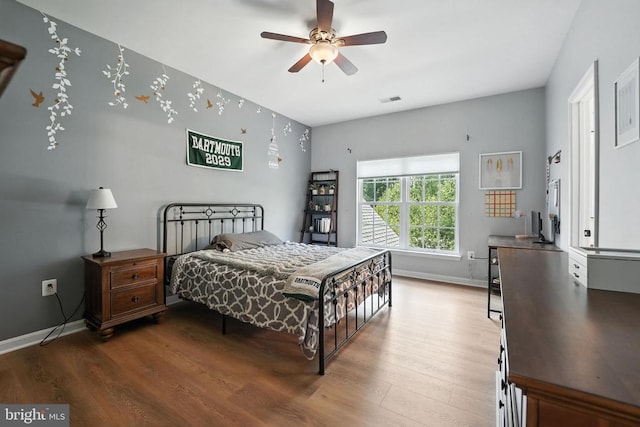 11220 Chivalry Chase Ln, Spotsylvania, VA 22551 - bedroom with wood finished floors