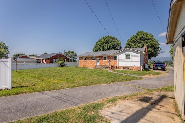 508 Stuart Ave N, Elkton, VA 22827 - view of front of property with brick siding