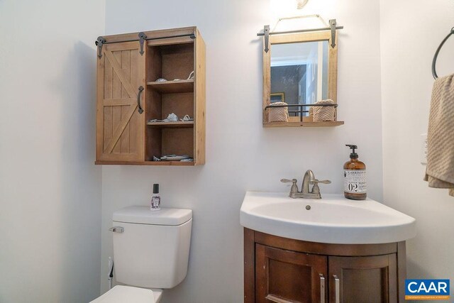 895 Jefferson Dr, Palmyra, VA 22963 - half bath with vanity and toilet