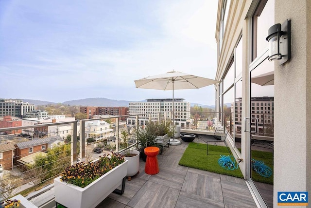 218 Water St W Unit 705, Charlottesville, VA 22902 - balcony featuring a mountain view and a view of city