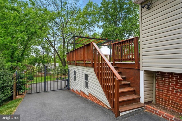 garage featuring a gate