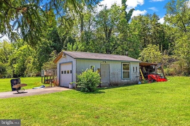 148 Red Hill Rd, Orange, VA 22960 - garage featuring driveway