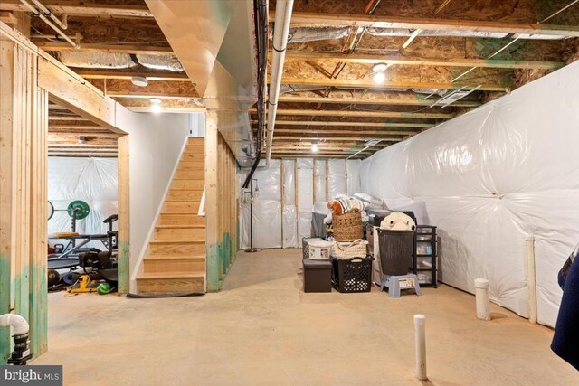 5509 Bazzanella Dr, Mineral, VA 23117 - unfinished below grade area featuring stairway