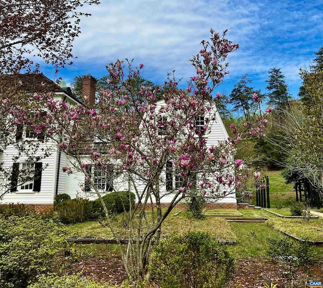 2621 Coopers Ln, Charlottesville, VA 22902 - view of property exterior with a chimney