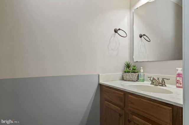 8802 Dundee Dr, Fredericksburg, VA 22408 - bathroom with vanity
