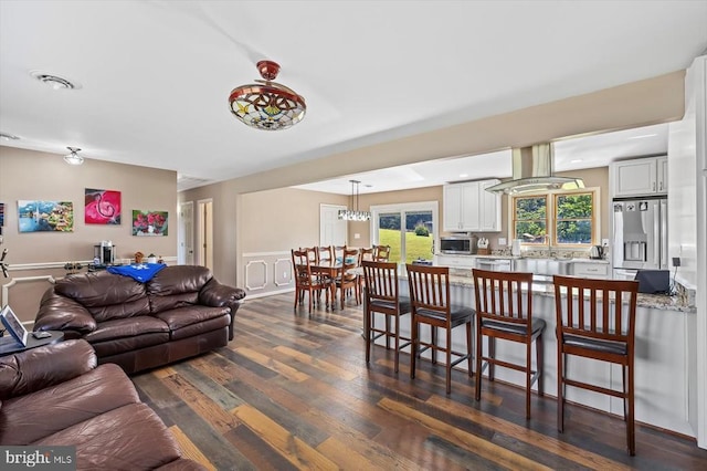 436 Castleton View Rd, Castleton, VA 22716 - living area featuring dark wood-style floors