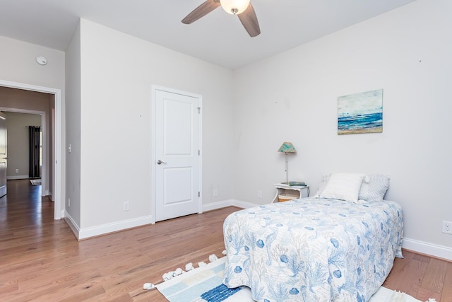 33 Silver Maple Cv, Fishersville, VA 22939 - bedroom with wood finished floors, baseboards, and a ceiling fan