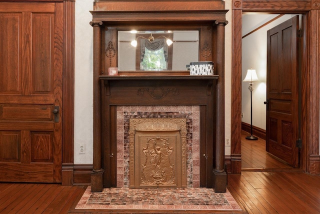 557 Wayne Ave S, Waynesboro, VA 22980 - detailed view of wood finished floors and baseboards