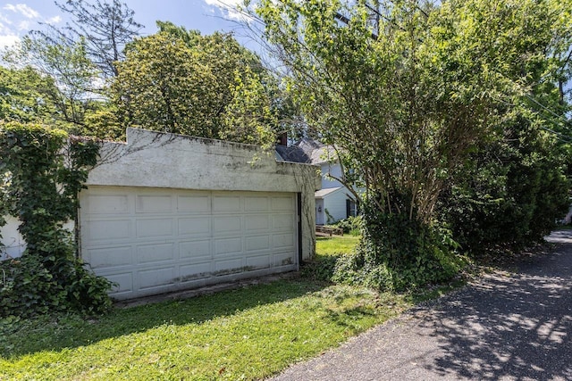 557 Wayne Ave S, Waynesboro, VA 22980 - view of detached garage