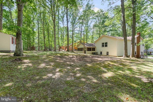 447 Laurel Ave, Fredericksburg, VA 22408 - view of yard with central air condition unit