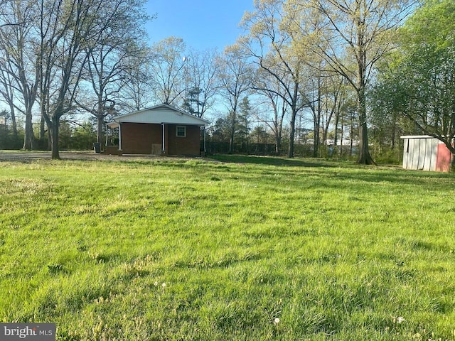  - view of grassy yard