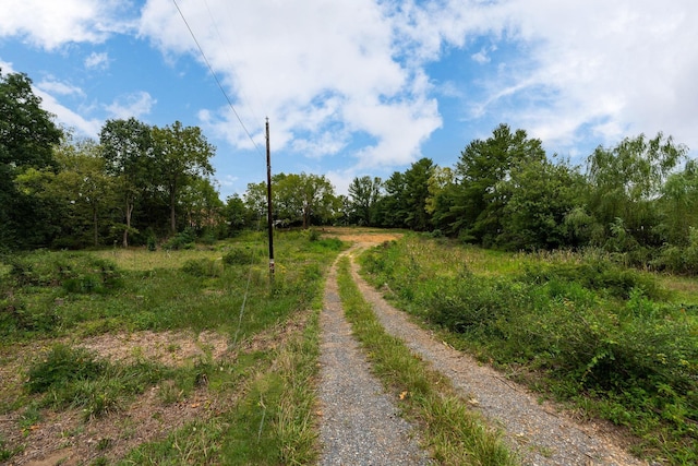 1229 Rosser Ave, Waynesboro, VA 22980