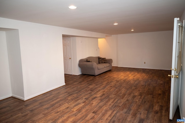 4259 Shelby Rd, Rochelle, VA 22738 - unfurnished room featuring dark wood-style flooring, baseboards, and recessed lighting