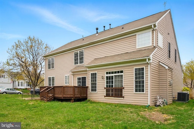 607 Woodruff Ln, Culpeper, VA 22701 - back of house with a wooden deck and a lawn